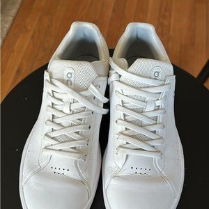 On Running Men's Classic White Sneakers
